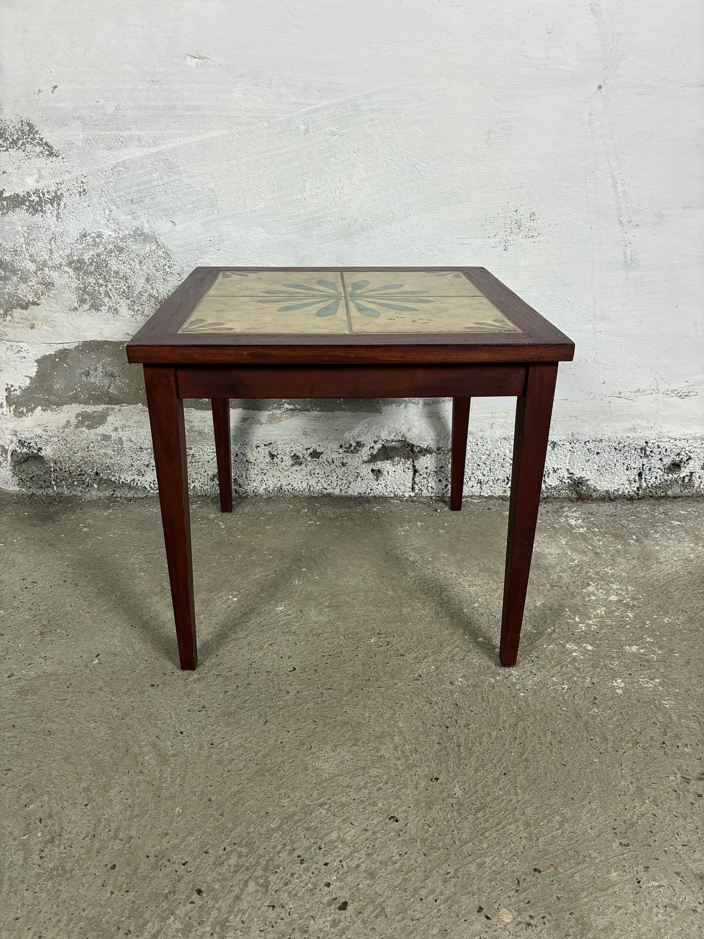 Teak side table 50x50x48