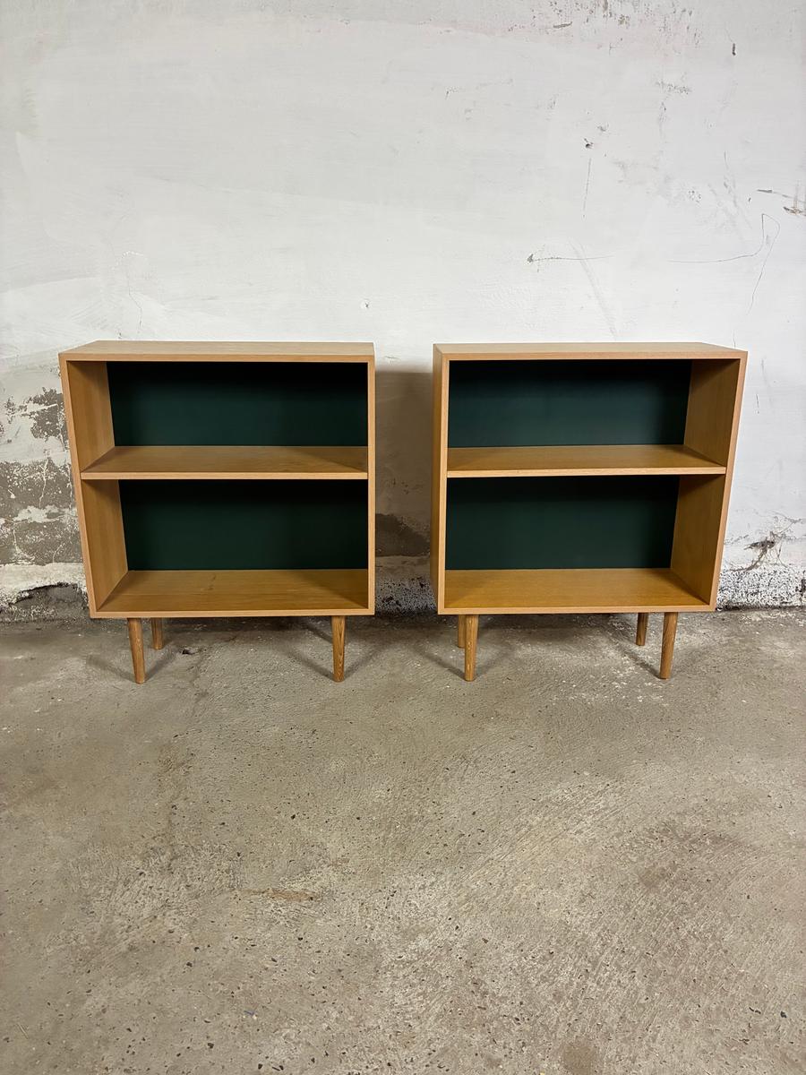 Small Oak bookcase 71x86x29