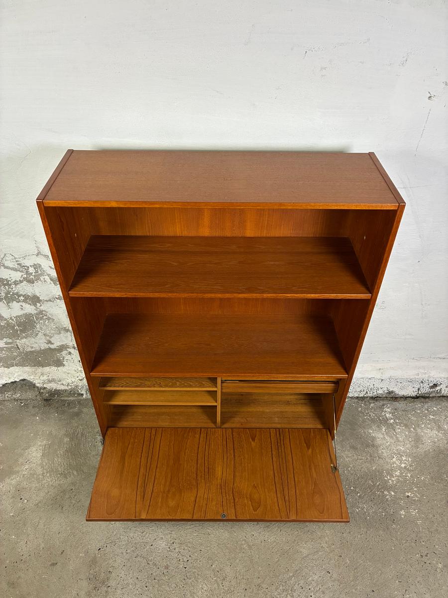 Teak bookcase 90x125x30