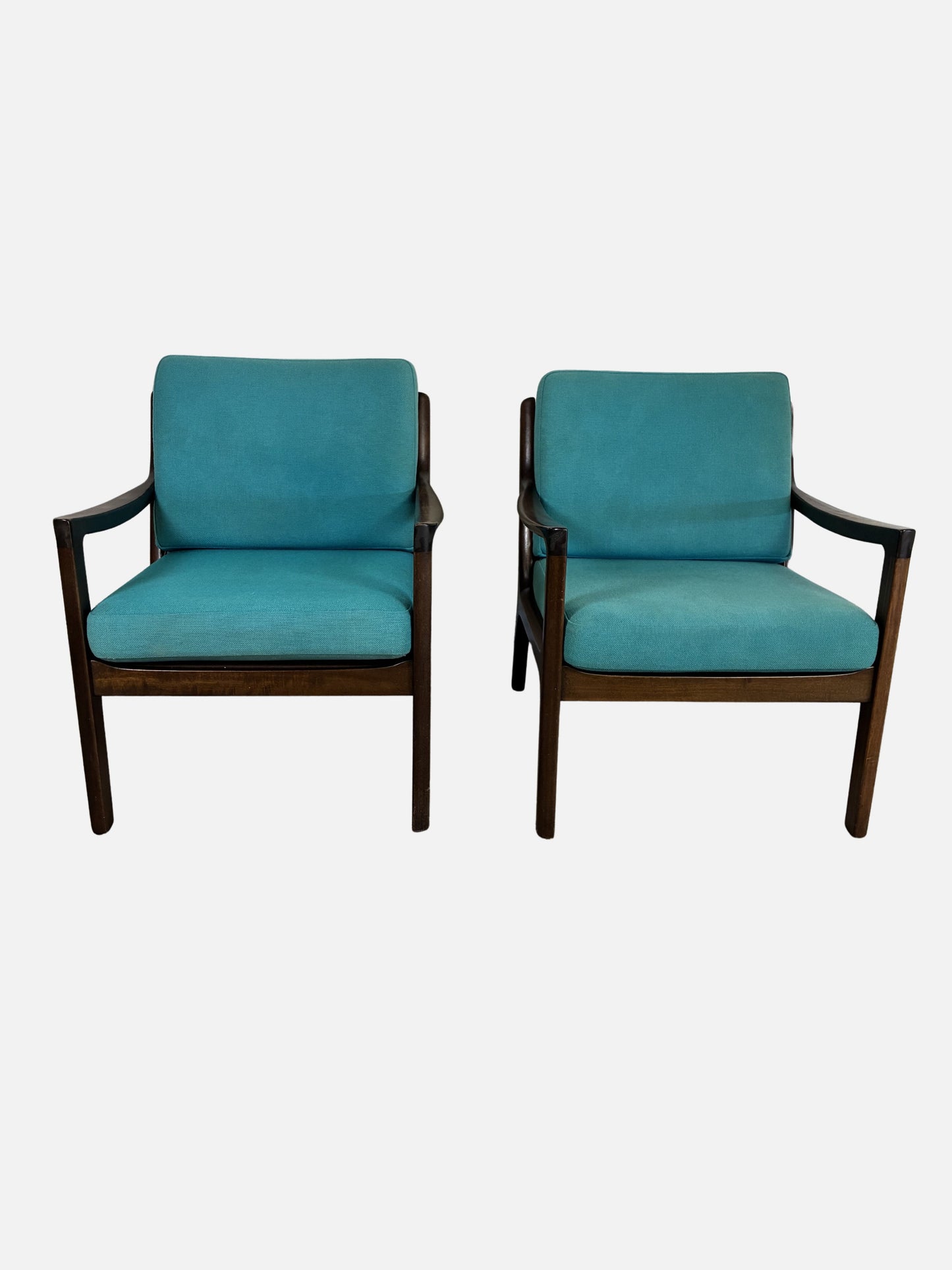 Pair of Ole Wanscher lounge chairs model Senator