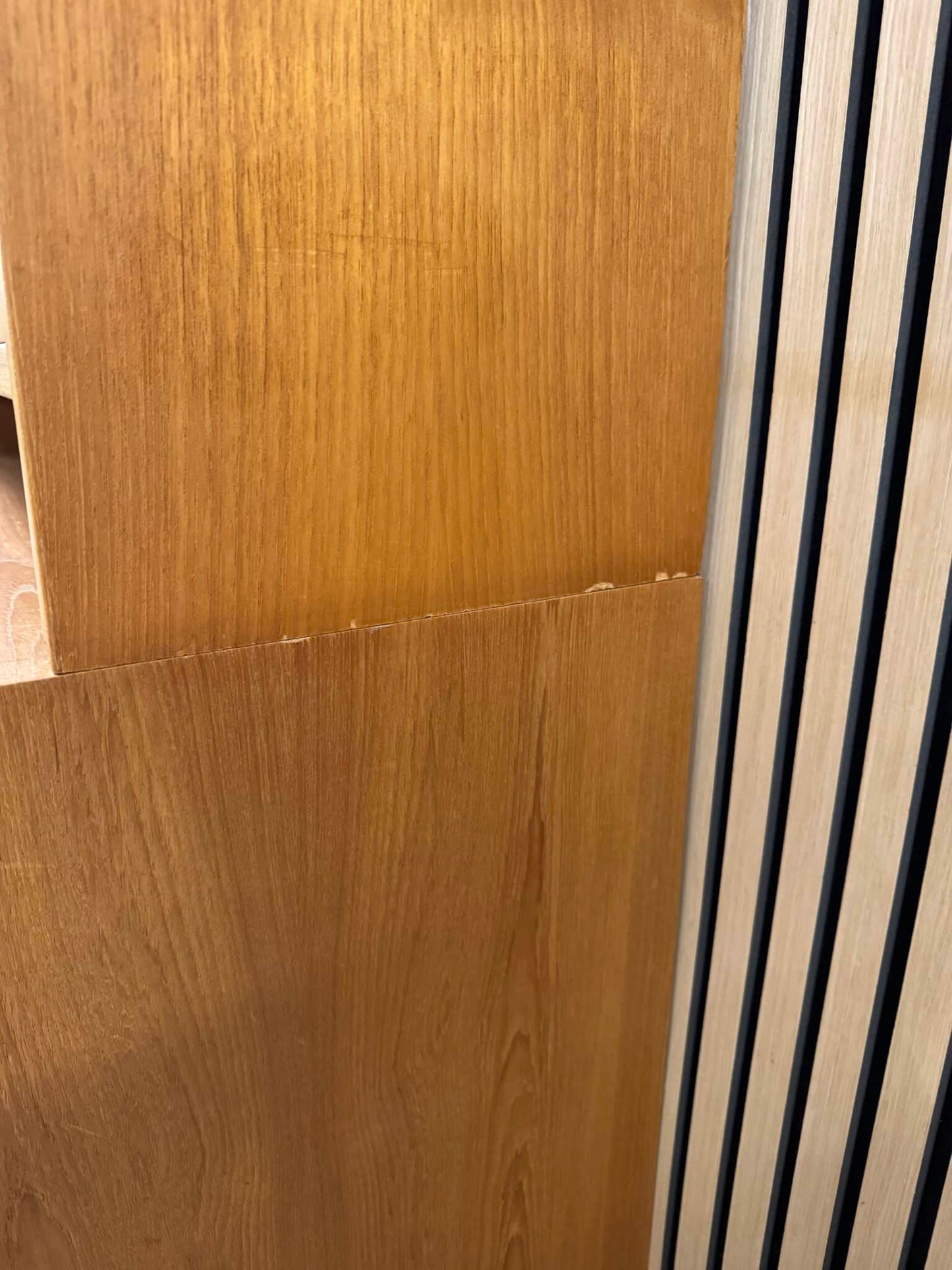 2 Delt Hans J Wegner Skab eg