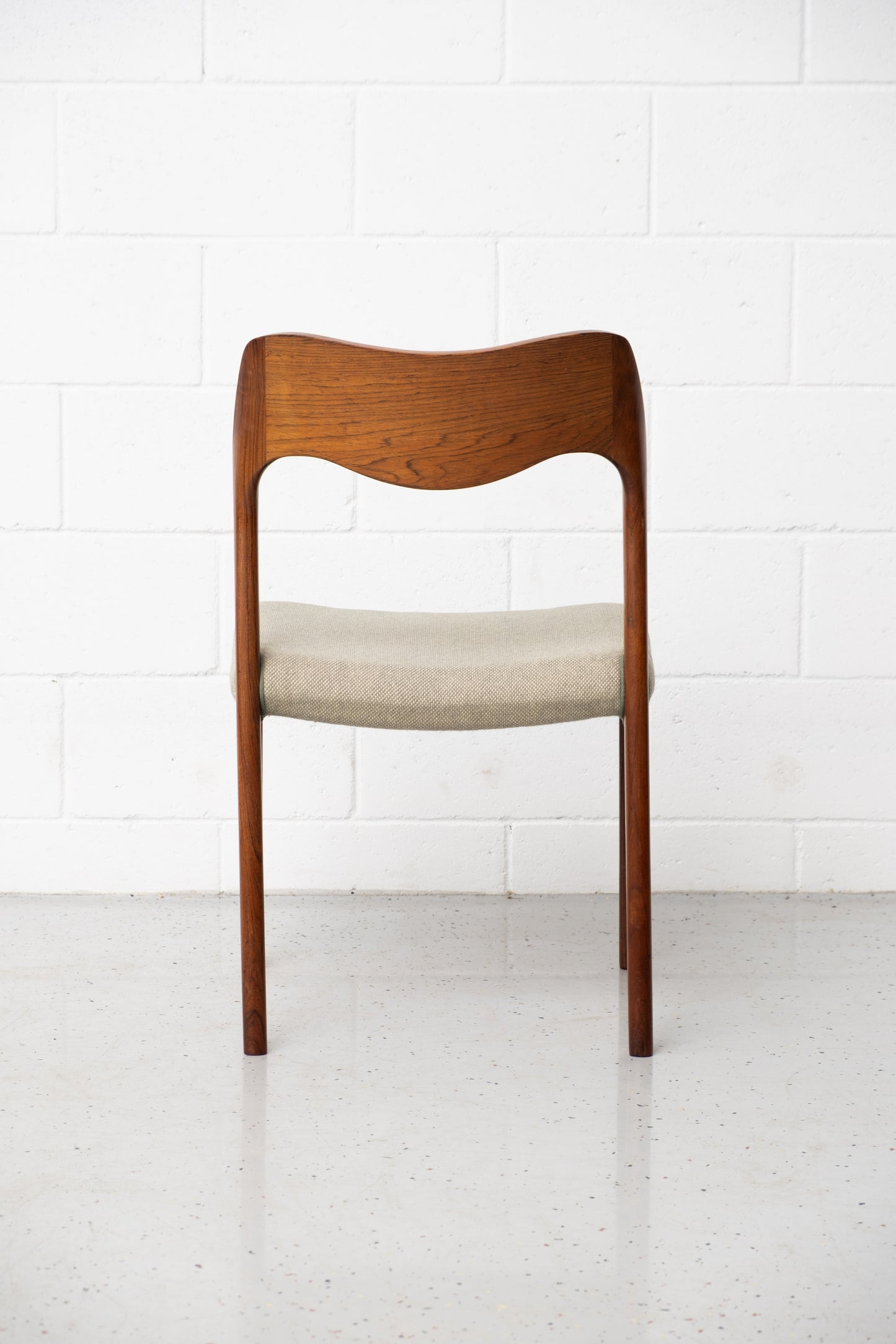 N.O. Møller Model 71 Rosewood, set of 4 (pre-order)
