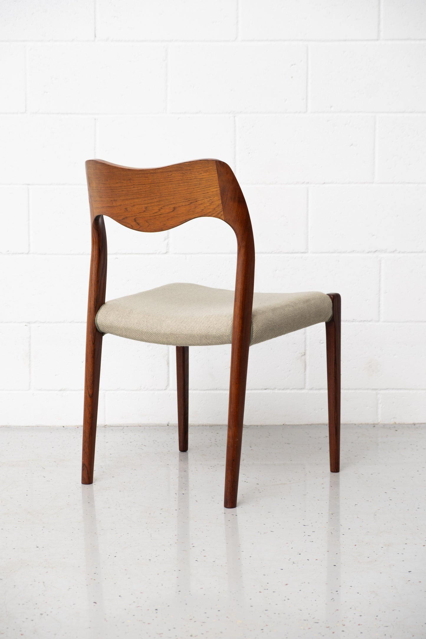 N.O. Møller Model 71 Rosewood, set of 4 (pre-order)