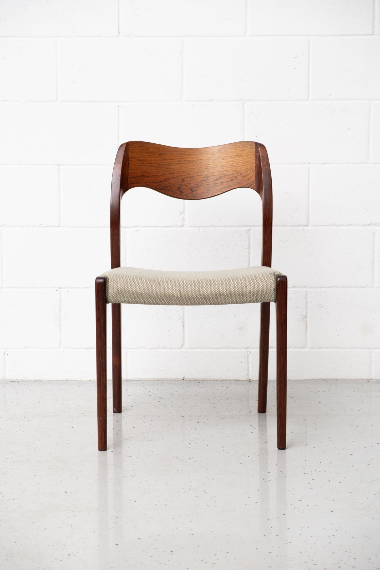 N.O. Møller Model 71 Rosewood, set of 4 (pre-order)
