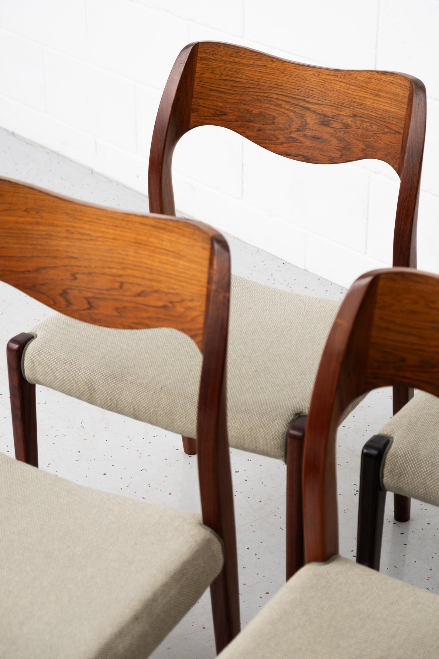 N.O. Møller Model 71 Rosewood, set of 4 (pre-order)