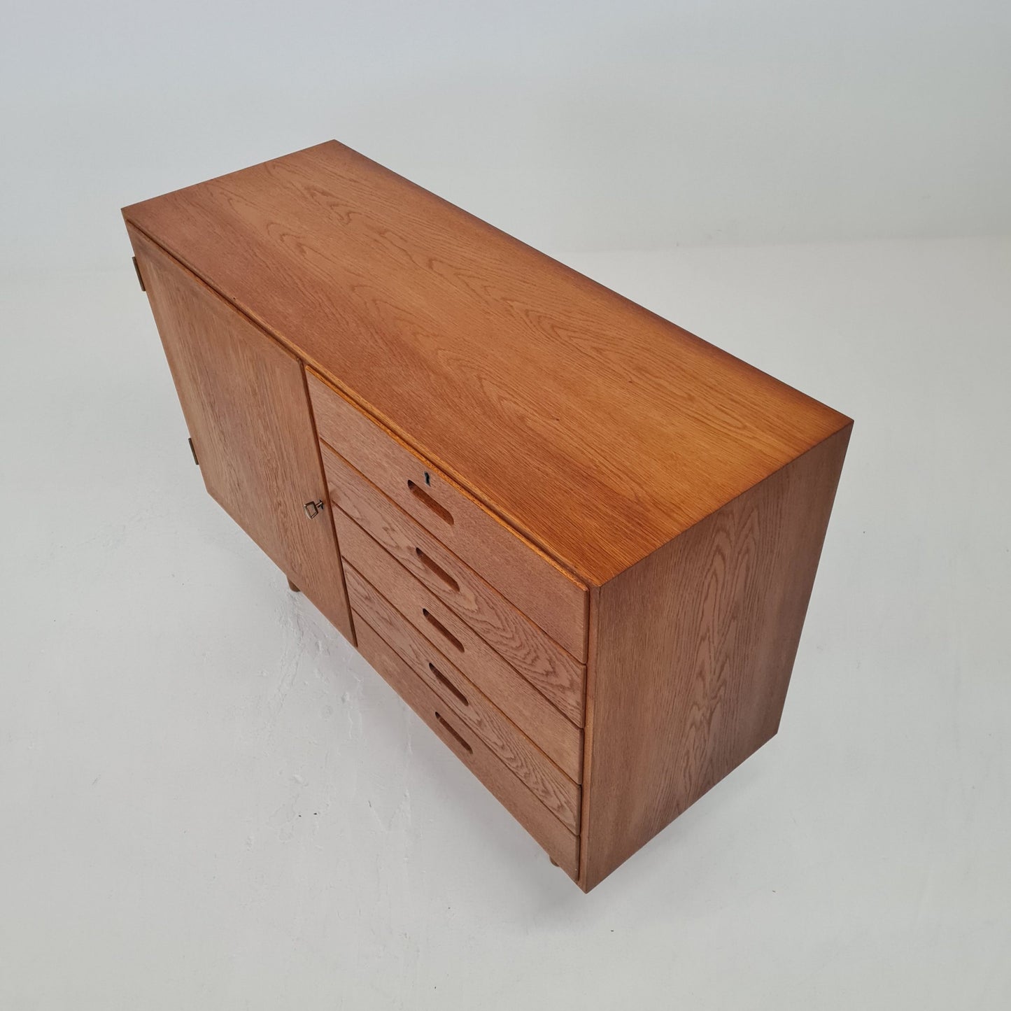 Sideboard | Eg | New legs | Kai Winding | P. Jeppesen