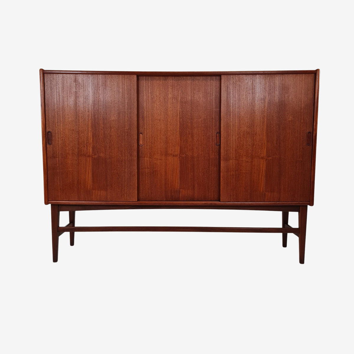 Vitriinkapp | Teak | Lükanduksed