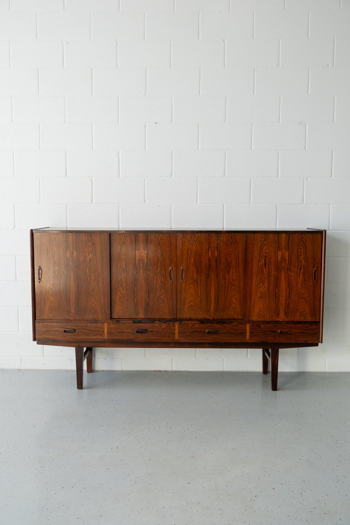 Danish high sideboard in rosewood
