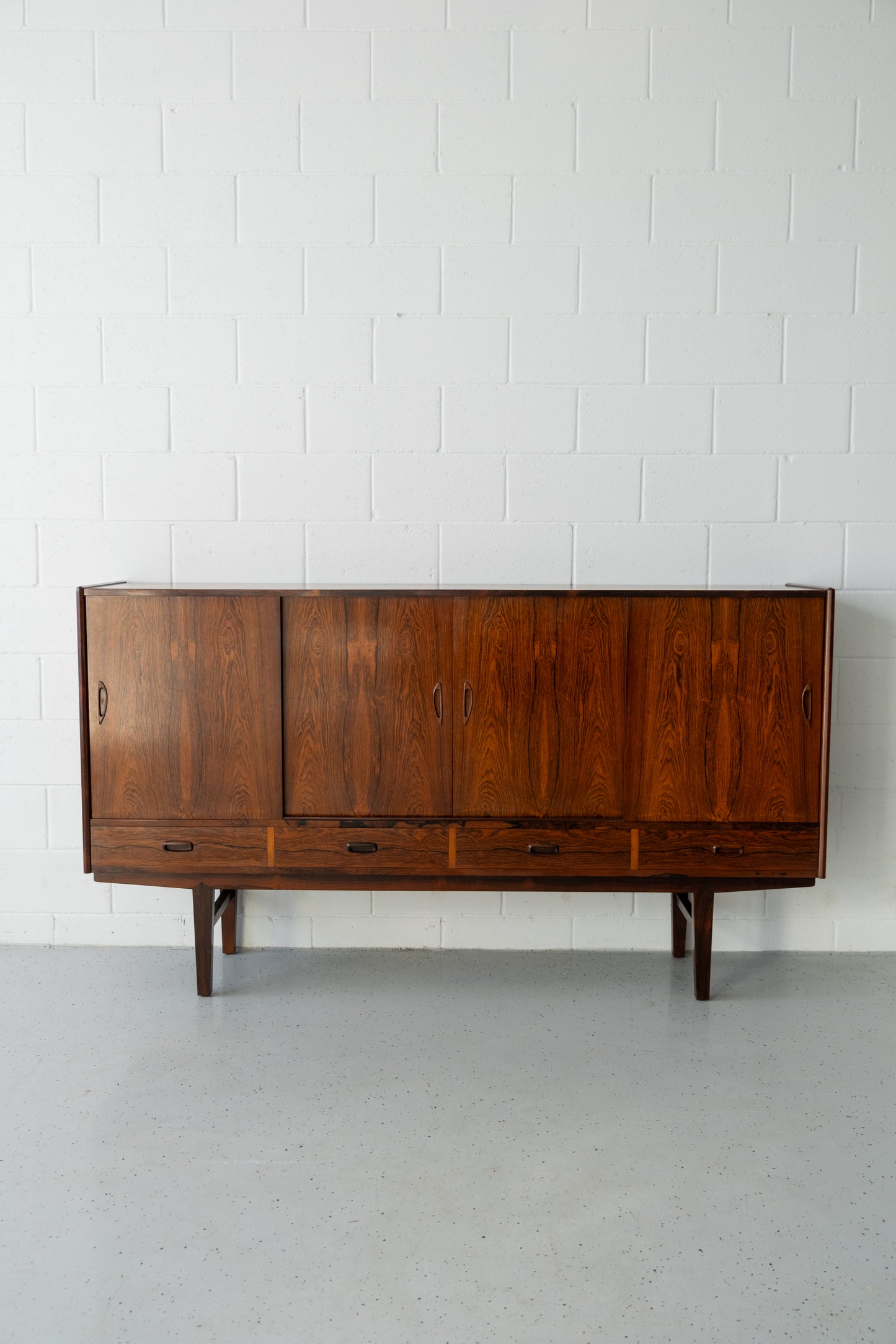 Danish high sideboard in rosewood