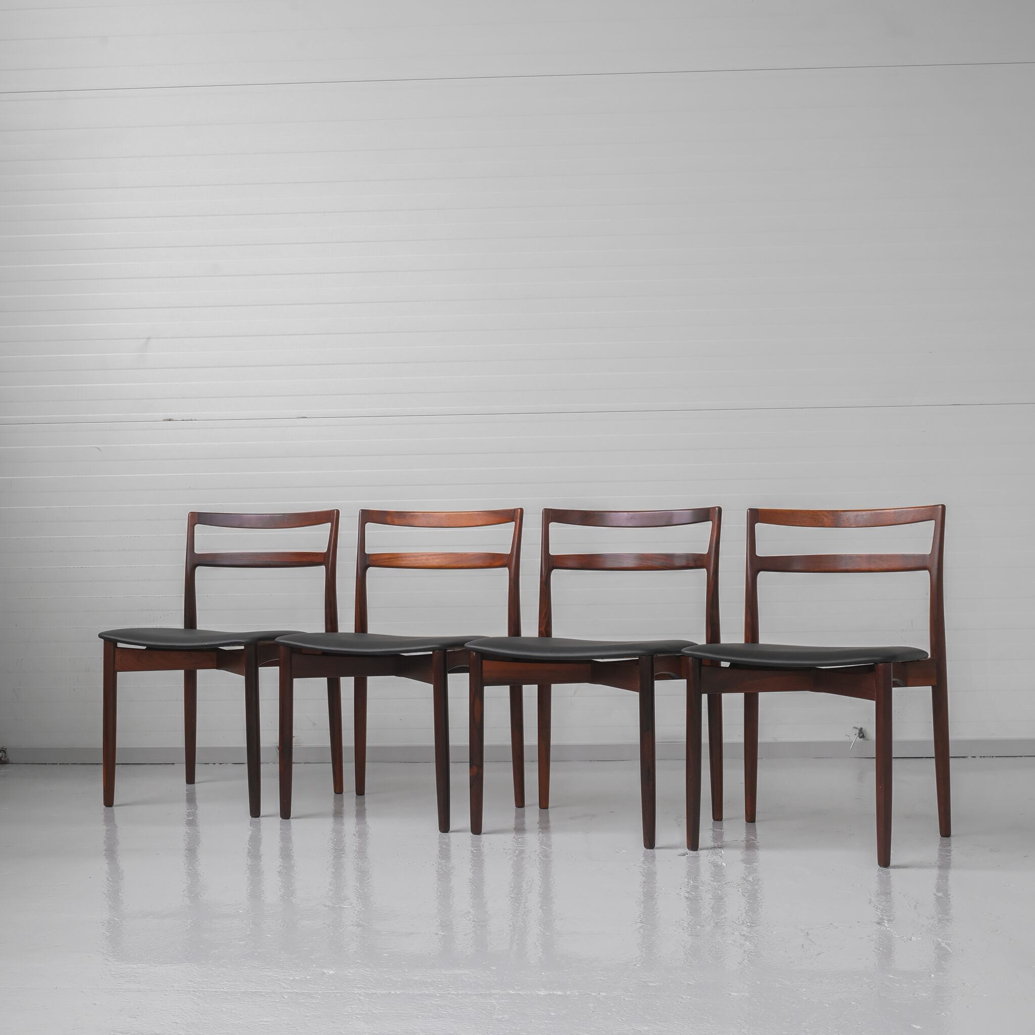 Harry Østergaard Model 61 chairs – Reserved