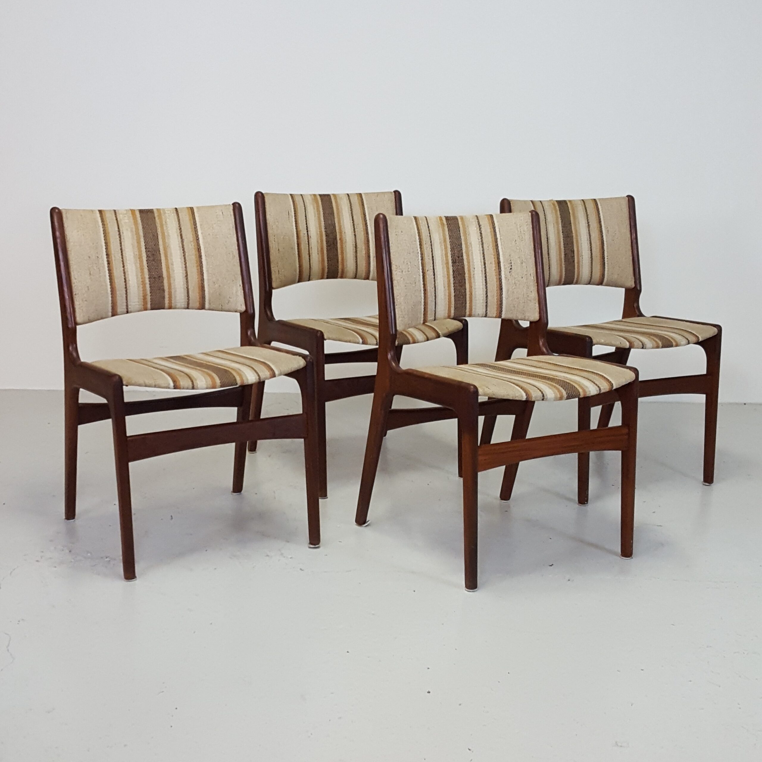 Dining table chair model 89 | Erik Buch | Anderstrup Møbelfabrik (Set of 4)