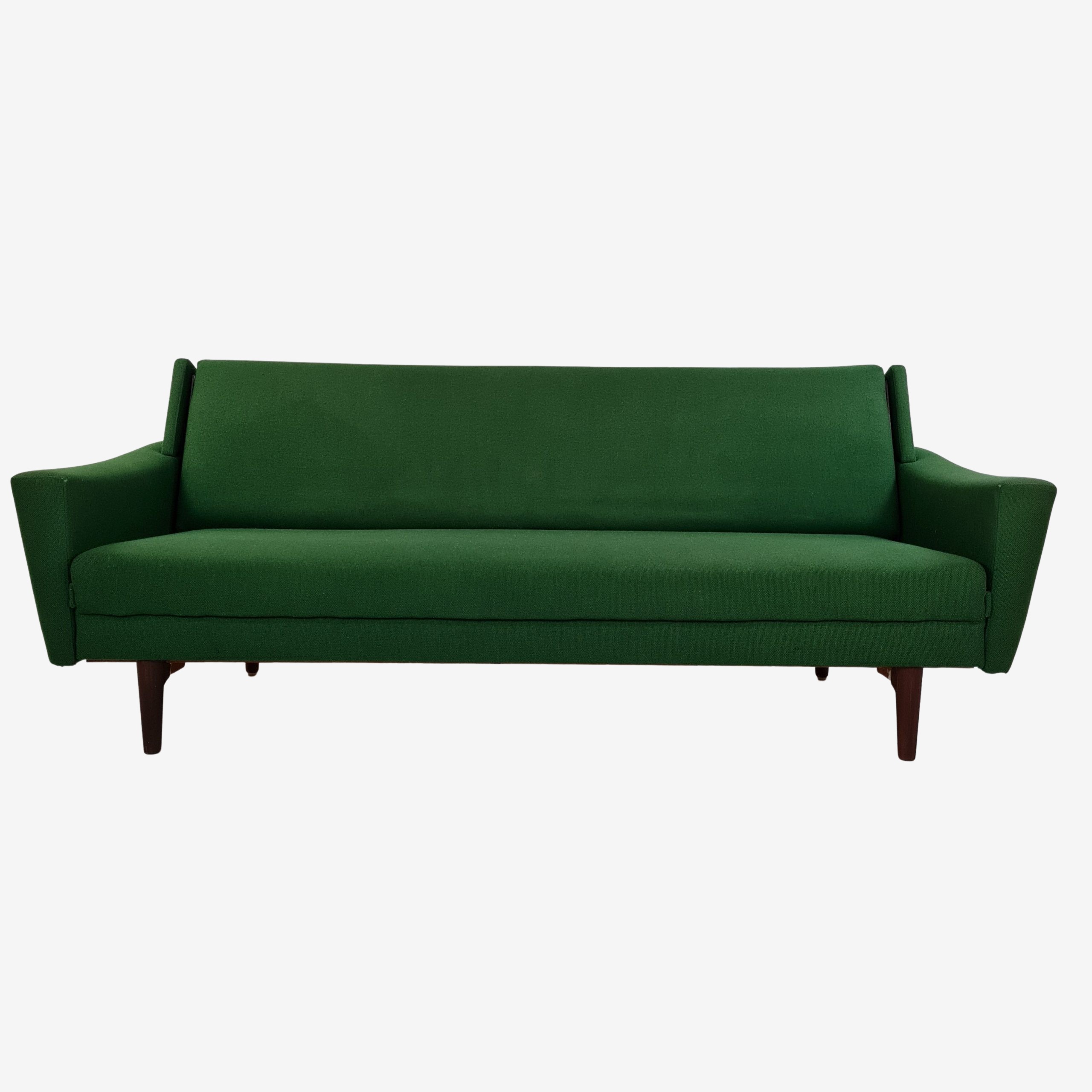 Sofa | Sofa bed | Green wool fabric | Teak legs